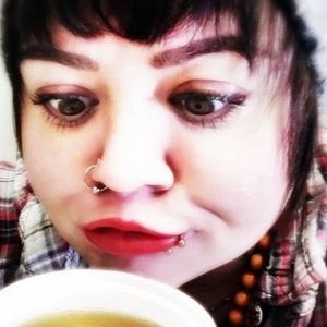 Meet your Posher, Manda